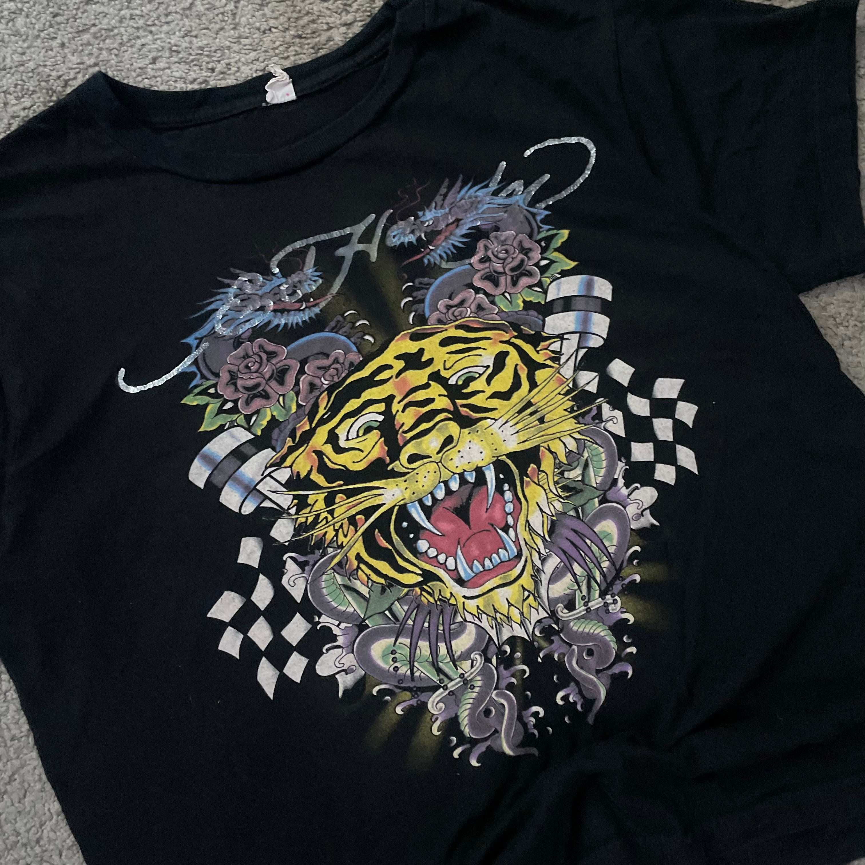 (S) ED HARDY TEE