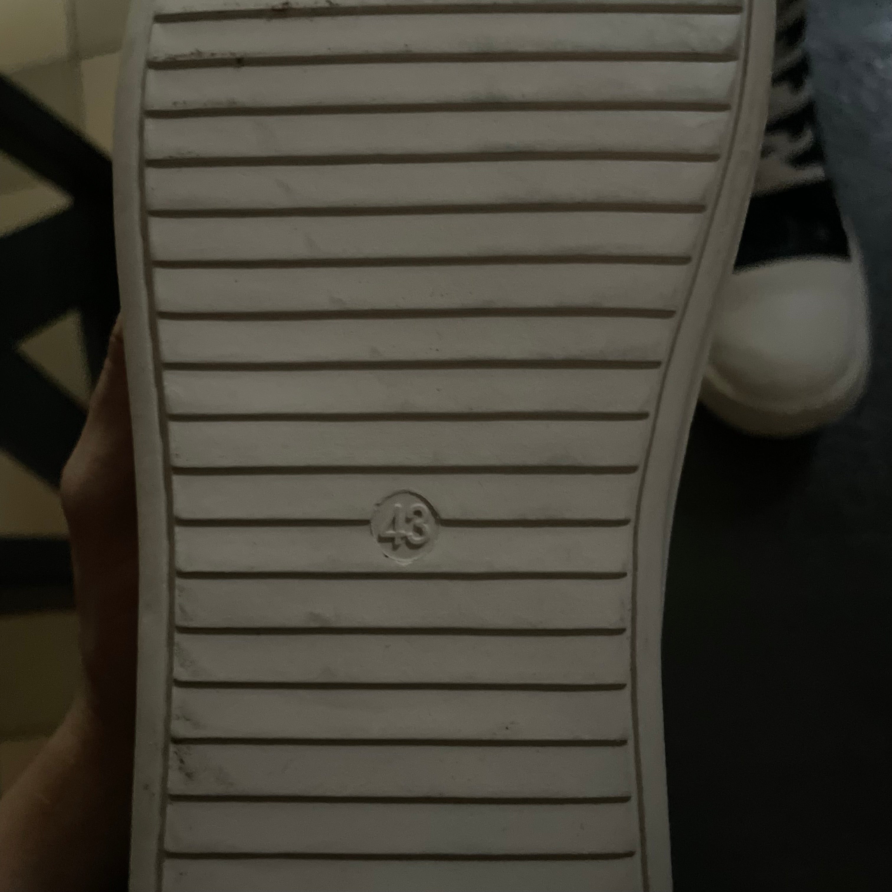 (43) RICK OWENS RAMONES