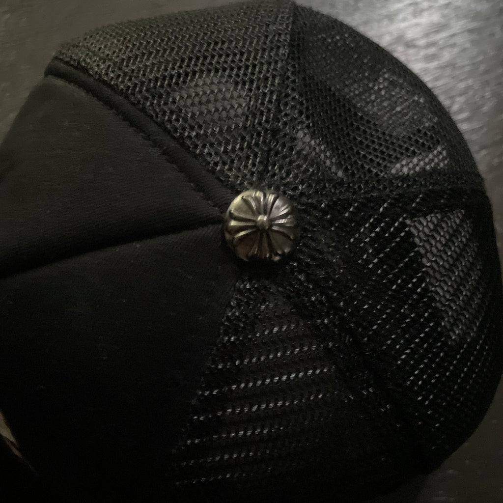 (AJUSTABLE) CHROME HEARTS TRUCKER CAP