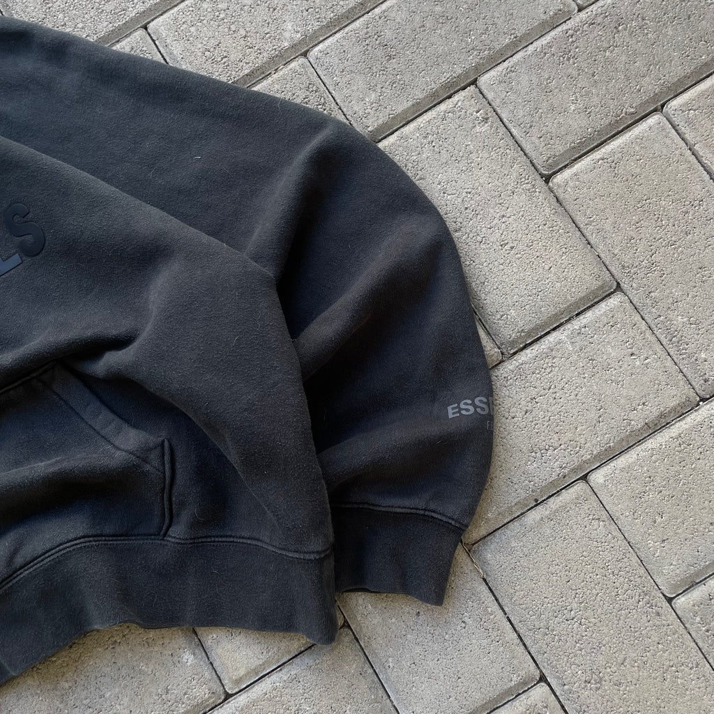 (M) Essentials hoodie