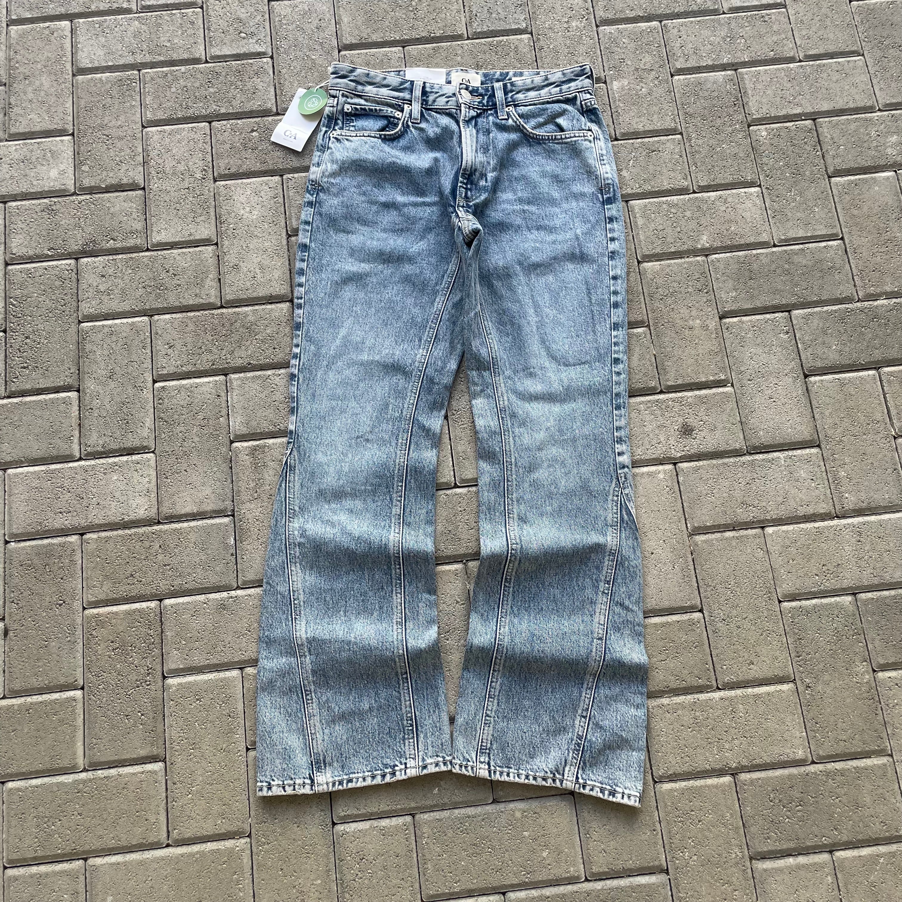 (32) Flares Jeans New