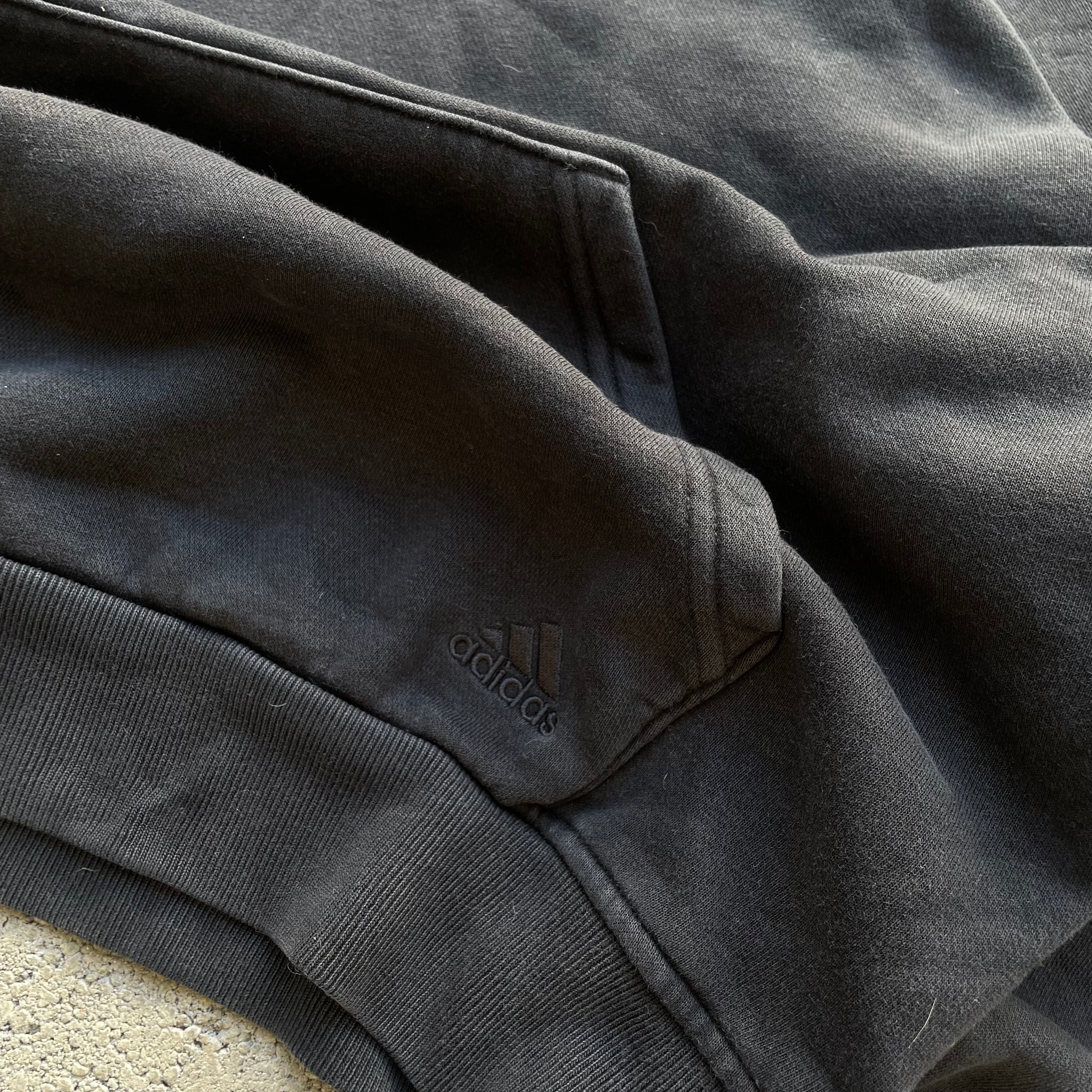 (S) Adidas Basic Hoodie
