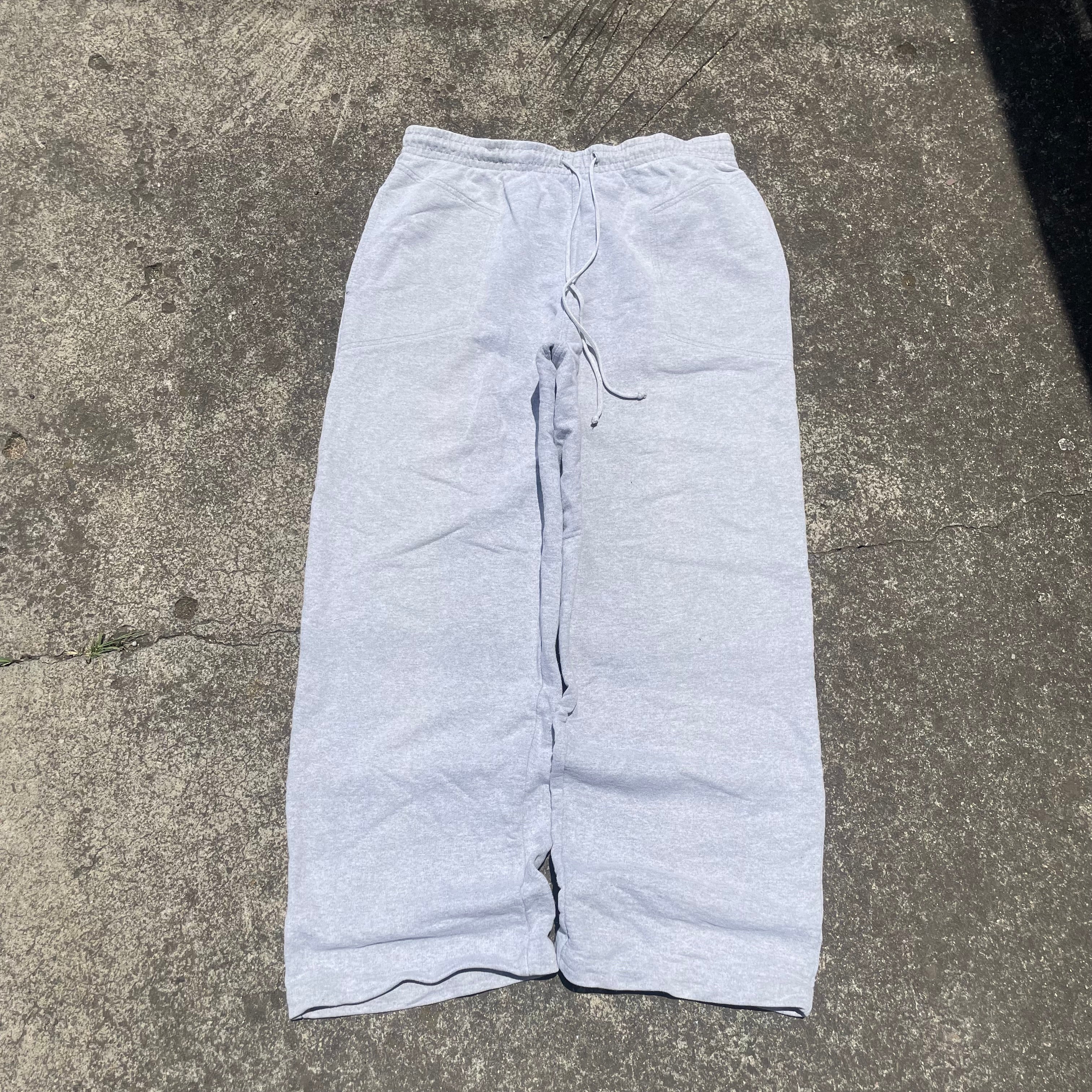 (34) Baggy sweeatpant