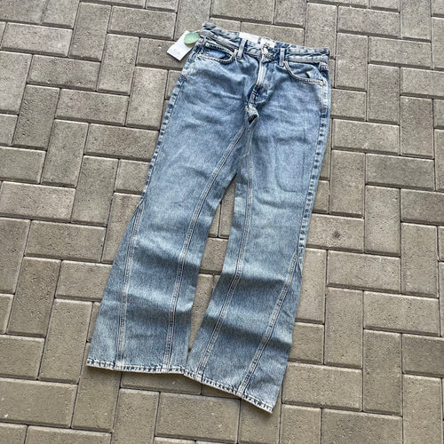 (32) Flares Jeans New