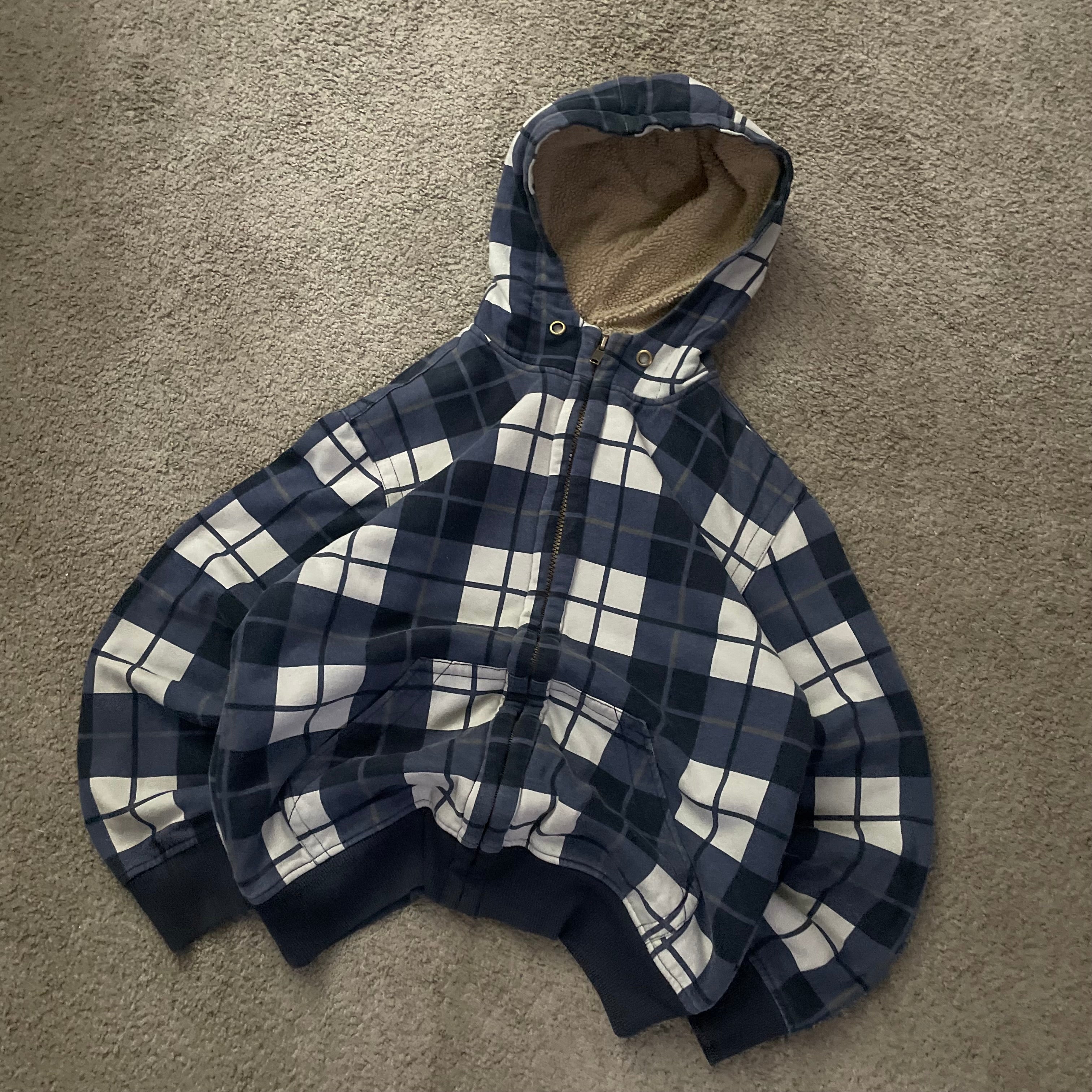 (M) Zip up fur