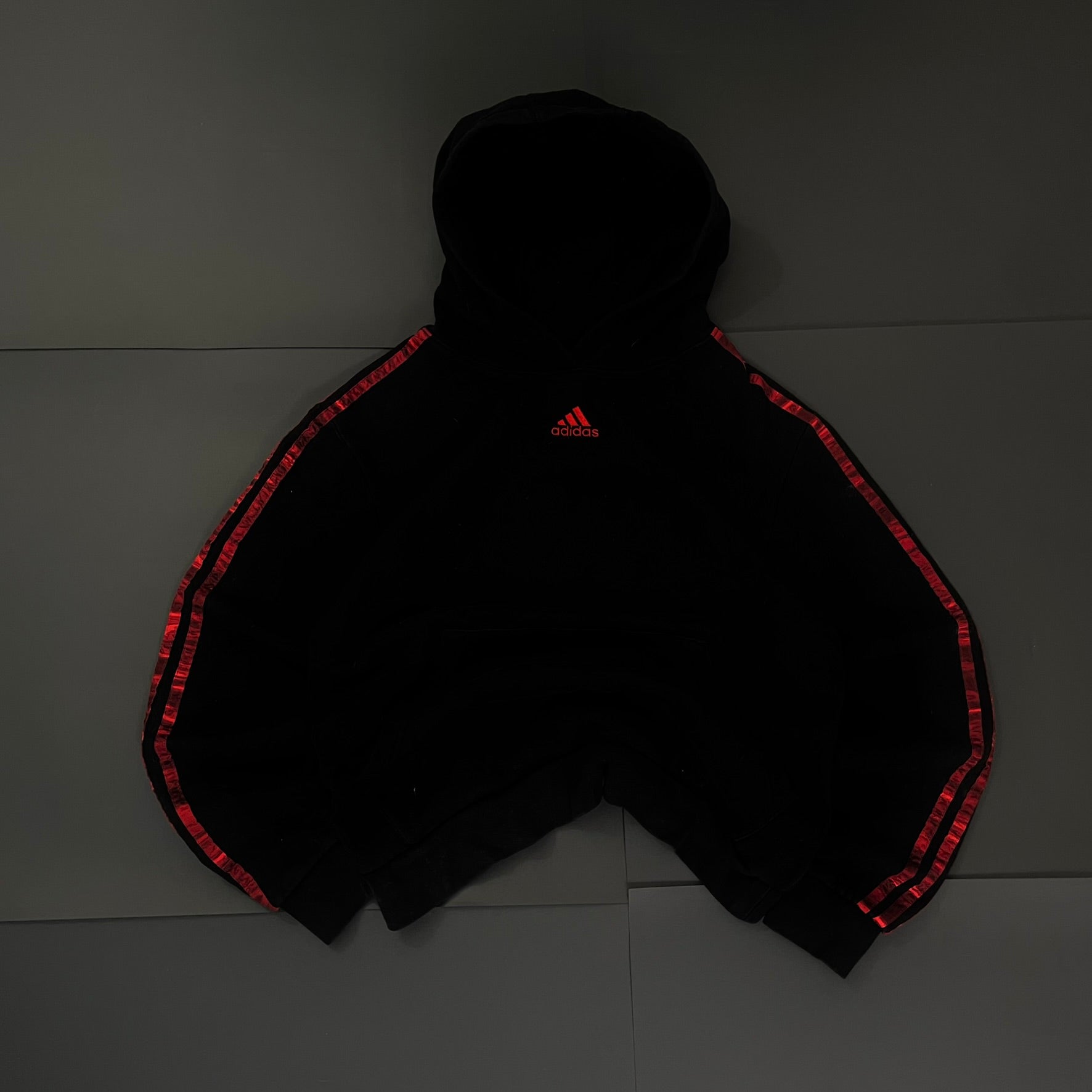 (S) Hoodie center Adidas