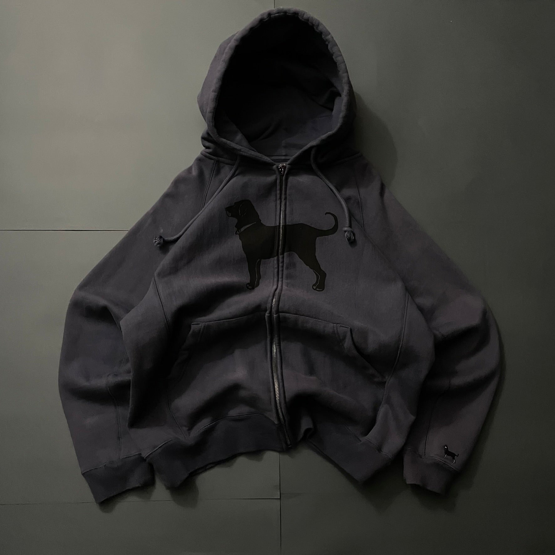 (L) Zip up The Black DOG