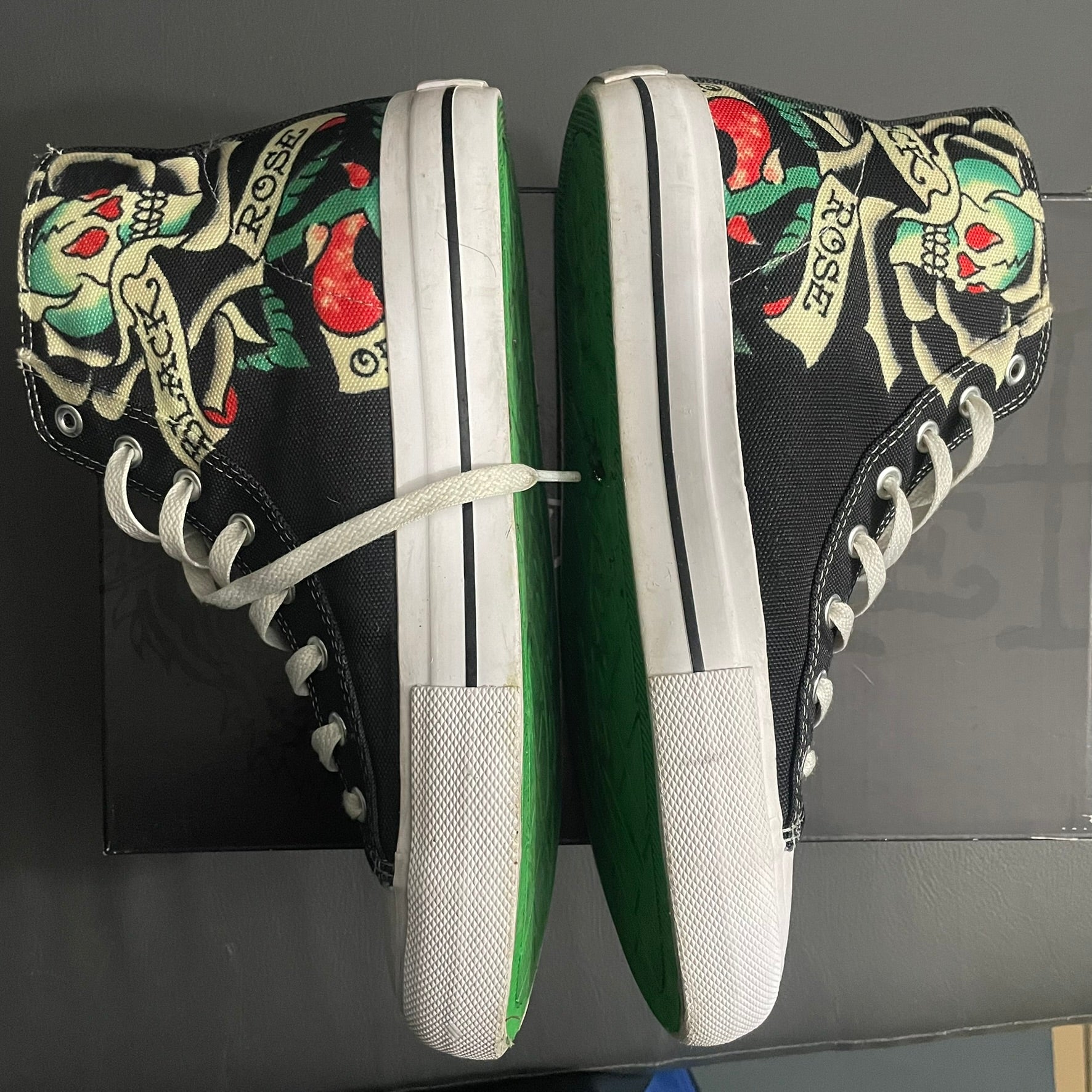 (42.5) Converse Ed hardy